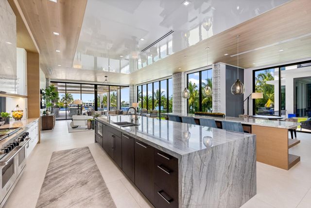 1660 S Ocean Boulevard, Manalapan, FL 33462