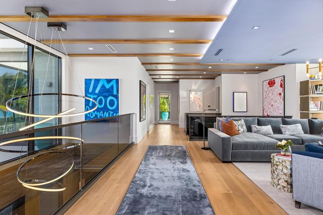 1660 S Ocean Boulevard, Manalapan, FL 33462