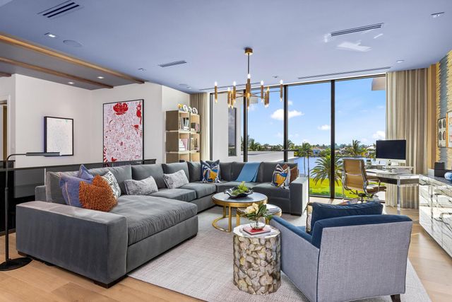 1660 S Ocean Boulevard, Manalapan, FL 33462