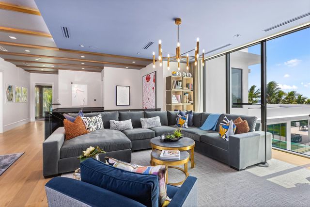 1660 S Ocean Boulevard, Manalapan, FL 33462