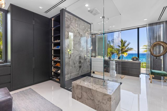 1660 S Ocean Boulevard, Manalapan, FL 33462