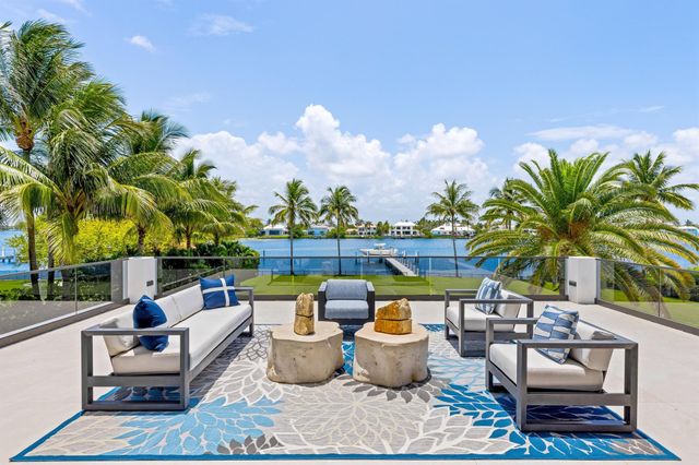 1660 S Ocean Boulevard, Manalapan, FL 33462