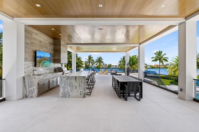 1660 S Ocean Boulevard, Manalapan, FL 33462