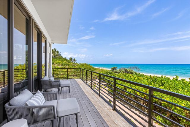 1660 S Ocean Boulevard, Manalapan, FL 33462