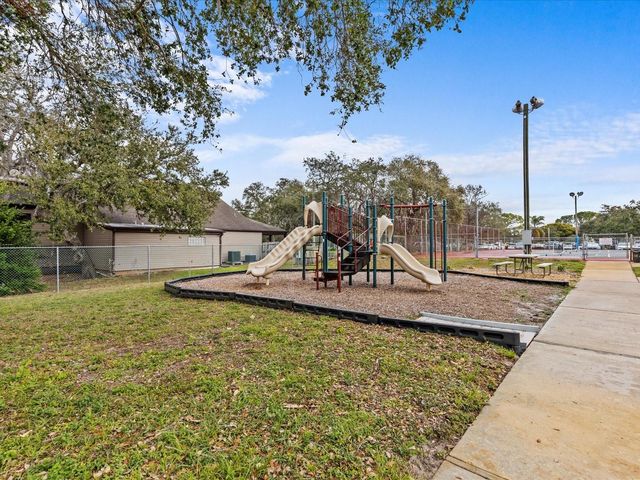 12224 MAGNOLIA GROVE LANE, Hudson, FL 34667