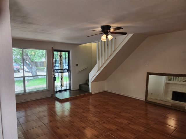 2614 Santa Barbara Drive, Grand Prairie, TX 75052