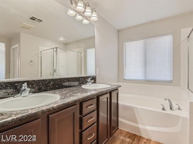 5537 Ayers Cliff Street, North Las Vegas, NV 89081