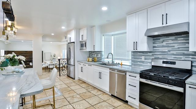 4704 E Centralia Street, Long Beach, CA 90808