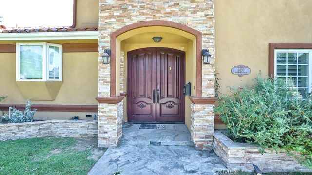 4704 E Centralia Street, Long Beach, CA 90808