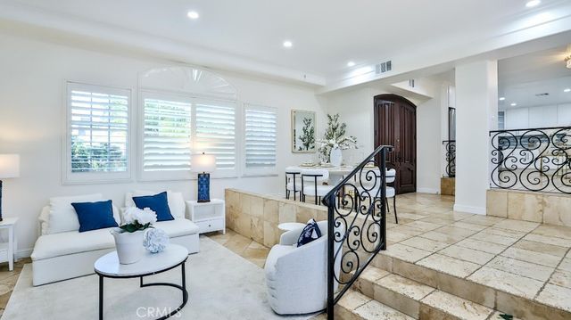 4704 E Centralia Street, Long Beach, CA 90808