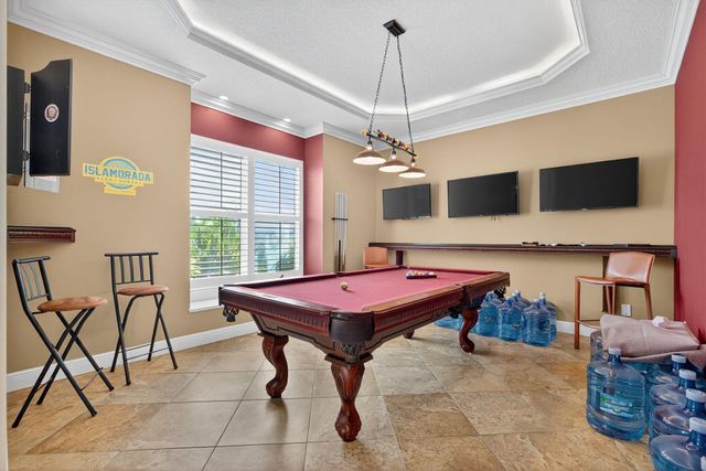 8551 SE Driftwood Street, Hobe Sound, FL 33455