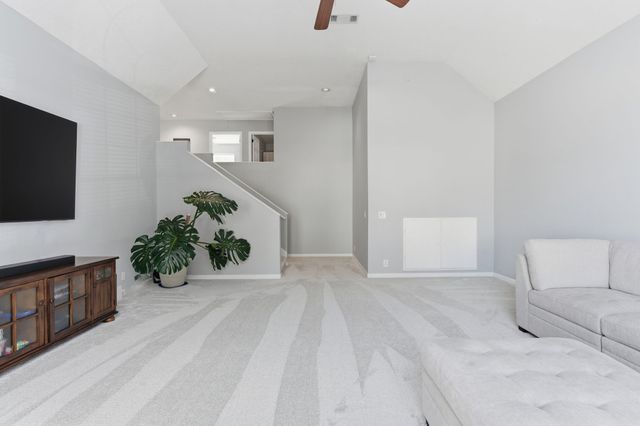 5117 W Oak Highland Dr, Antioch, TN 37013