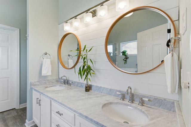 5117 W Oak Highland Dr, Antioch, TN 37013