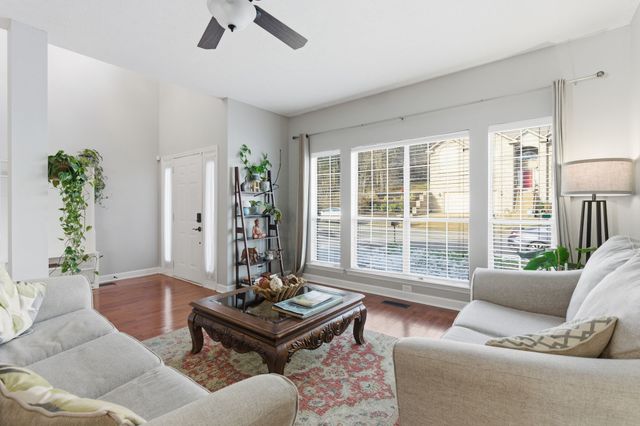 5117 W Oak Highland Dr, Antioch, TN 37013