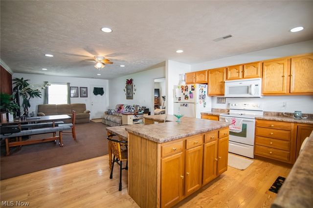 901 56th Street, Vienna, WV 26105