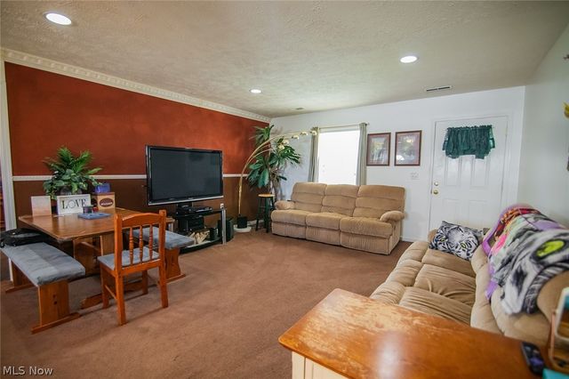 901 56th Street, Vienna, WV 26105