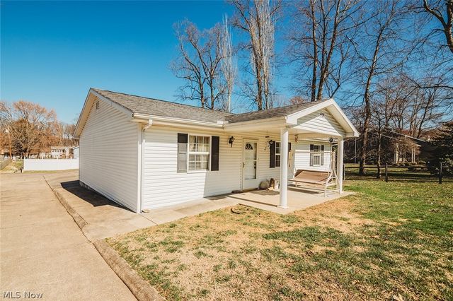 901 56th Street, Vienna, WV 26105