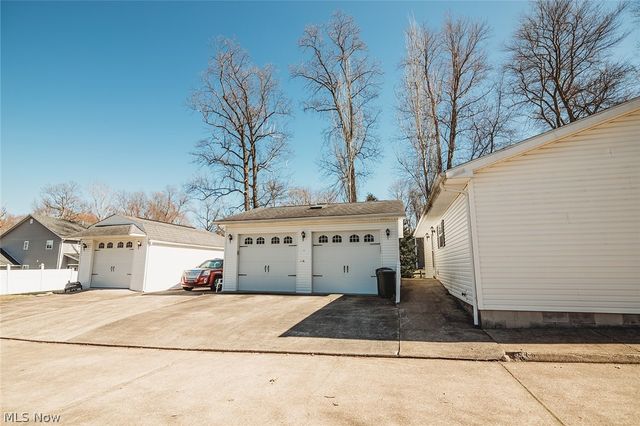 901 56th Street, Vienna, WV 26105