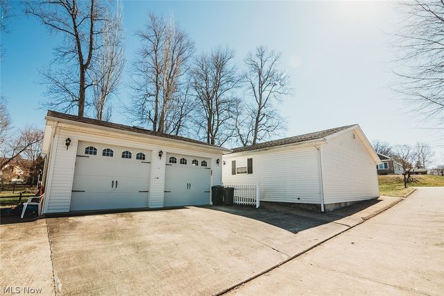 901 56th Street, Vienna, WV 26105