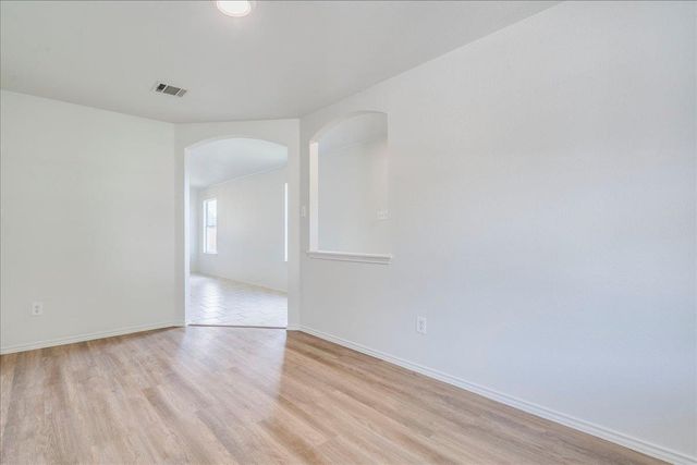 100 Easy ST, Hutto, TX 78634