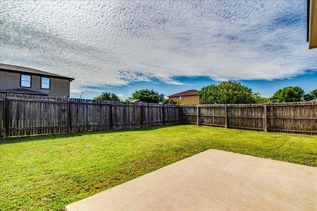 100 Easy ST, Hutto, TX 78634