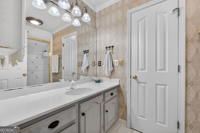206 Montrose Drive, Mcdonough, GA 30253