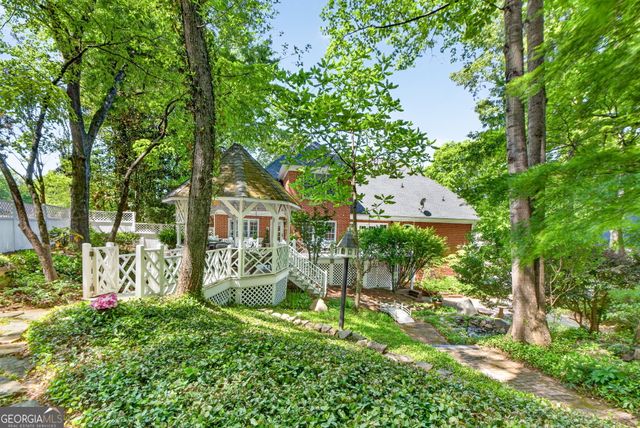 206 Montrose Drive, Mcdonough, GA 30253