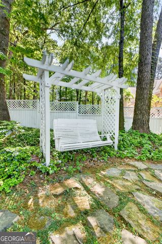 206 Montrose Drive, Mcdonough, GA 30253