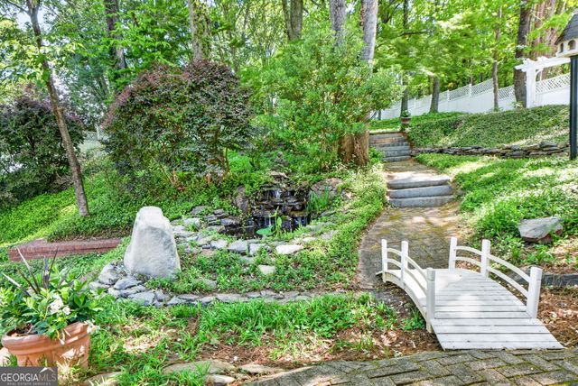 206 Montrose Drive, Mcdonough, GA 30253