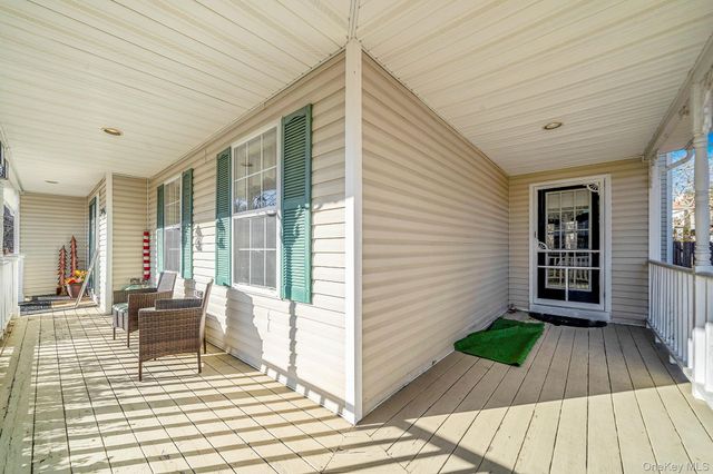 9 Minto Court, Centereach, NY 11720