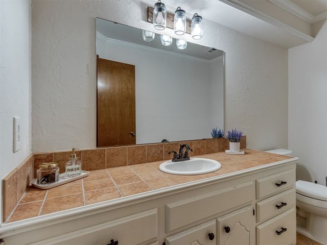 6524 W Smith Road, El Reno, OK 73036