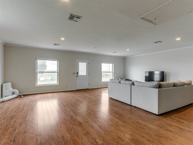 6524 W Smith Road, El Reno, OK 73036