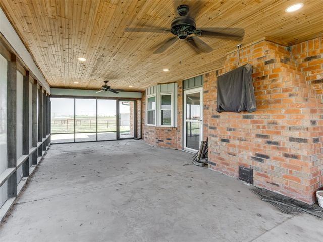 6524 W Smith Road, El Reno, OK 73036