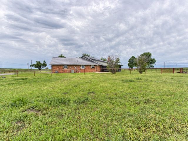 6524 W Smith Road, El Reno, OK 73036