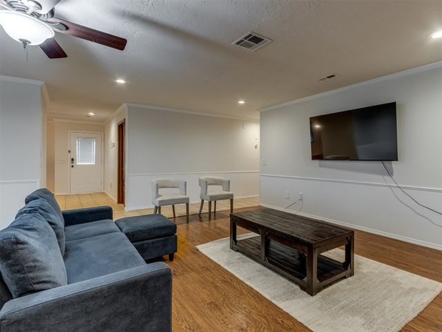 6524 W Smith Road, El Reno, OK 73036