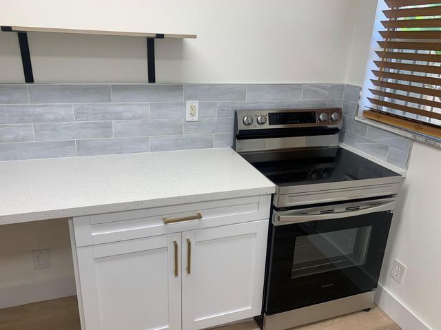 2889 SW 19th Place A, Fort Lauderdale, FL 33312