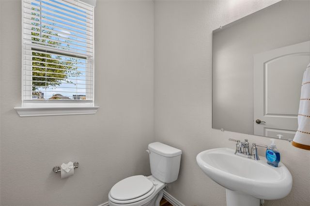 8715 Royal Star Road, Rowlett, TX 75089