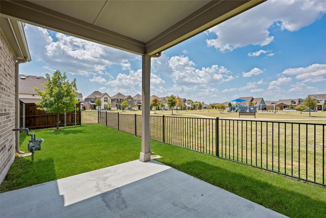 8715 Royal Star Road, Rowlett, TX 75089
