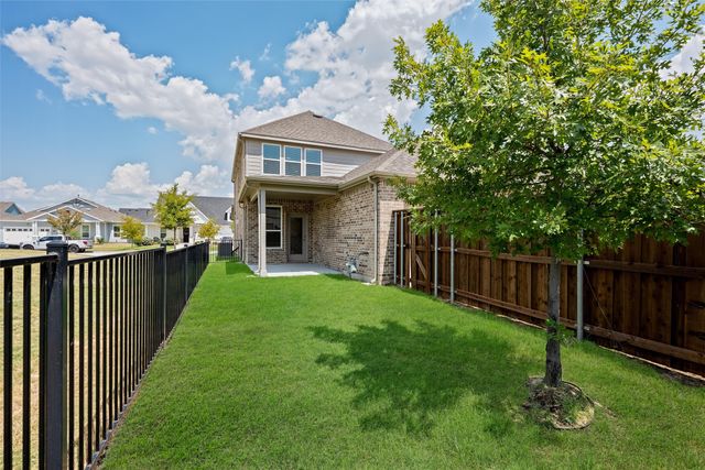 8715 Royal Star Road, Rowlett, TX 75089
