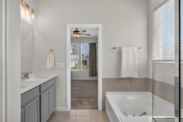 8715 Royal Star Road, Rowlett, TX 75089