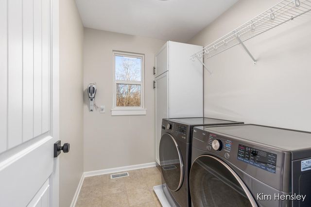 473 Orchard Drive, Rockford, MI 49341