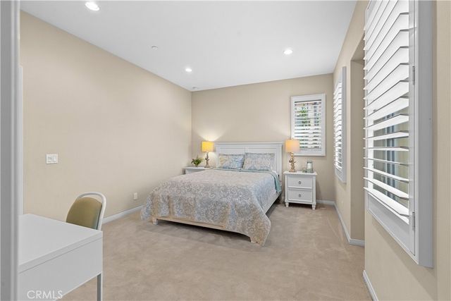 100 Cipresso, Irvine, CA 92618