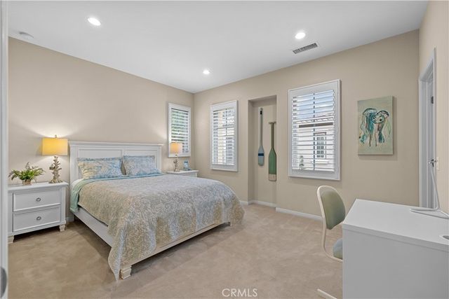 100 Cipresso, Irvine, CA 92618