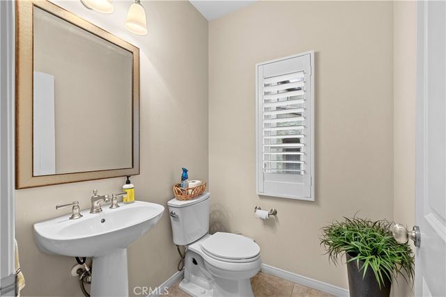 100 Cipresso, Irvine, CA 92618