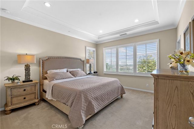 100 Cipresso, Irvine, CA 92618