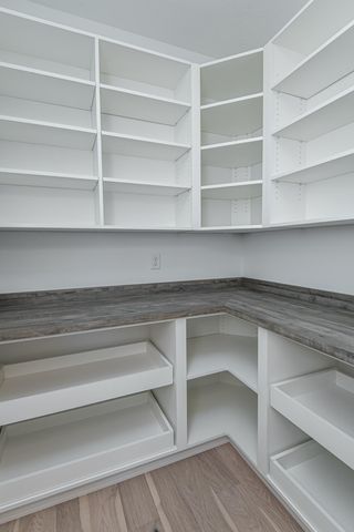 2811 Wildflower Lane SW, Rochester, MN 55902