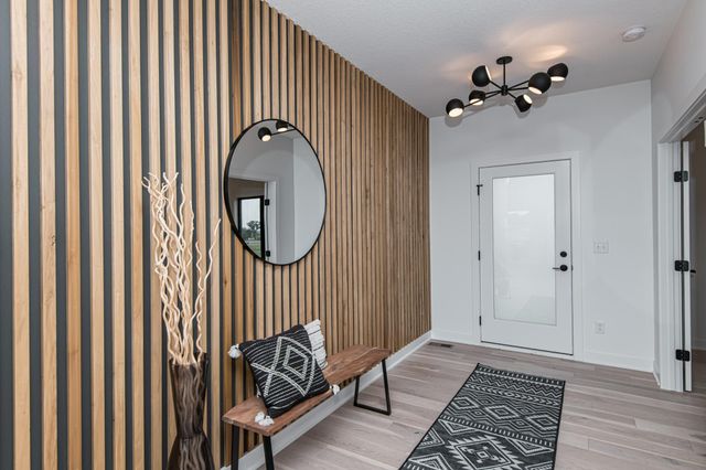 2811 Wildflower Lane SW, Rochester, MN 55902