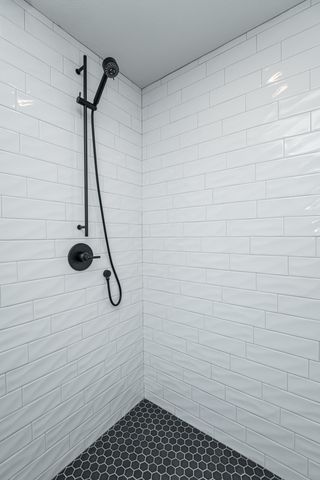 2811 Wildflower Lane SW, Rochester, MN 55902