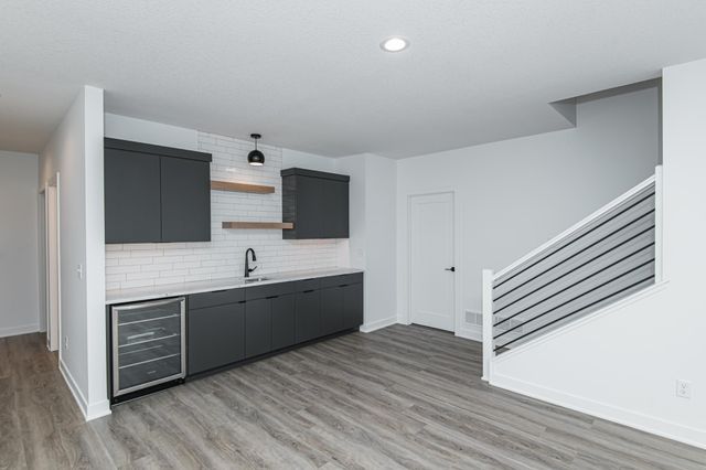 2811 Wildflower Lane SW, Rochester, MN 55902