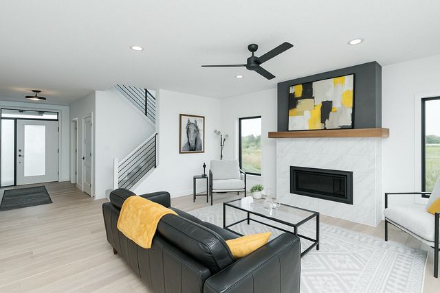 2811 Wildflower Lane SW, Rochester, MN 55902